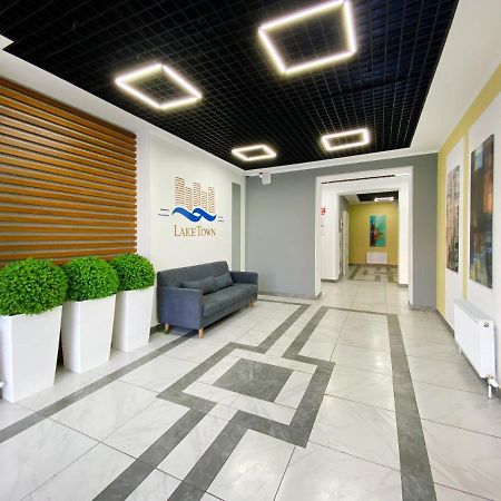 Апартаменты В Жк Laketown На Берегу Озера Almatý Exterior foto